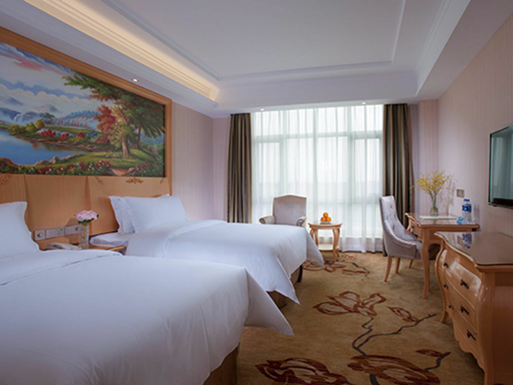 Vienna International Hotel Shajing Heyi Branch Shenzhen Exterior photo